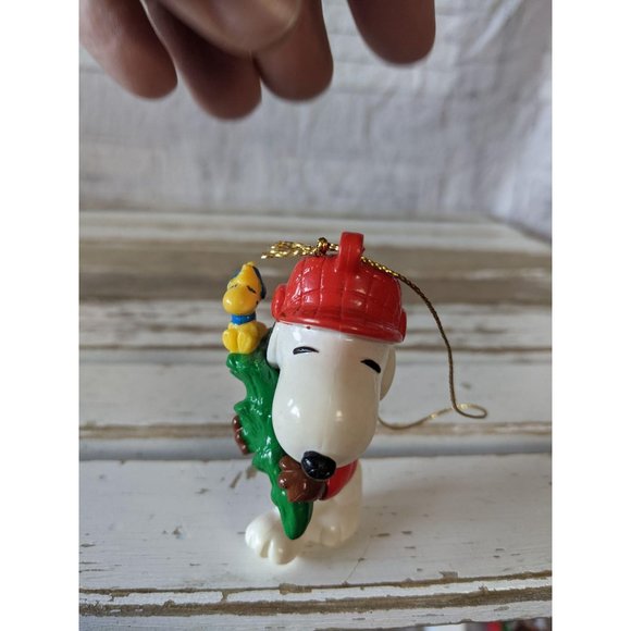 United feature Snoopy Christmas tree Woodstock orn - Picture 2 of 6